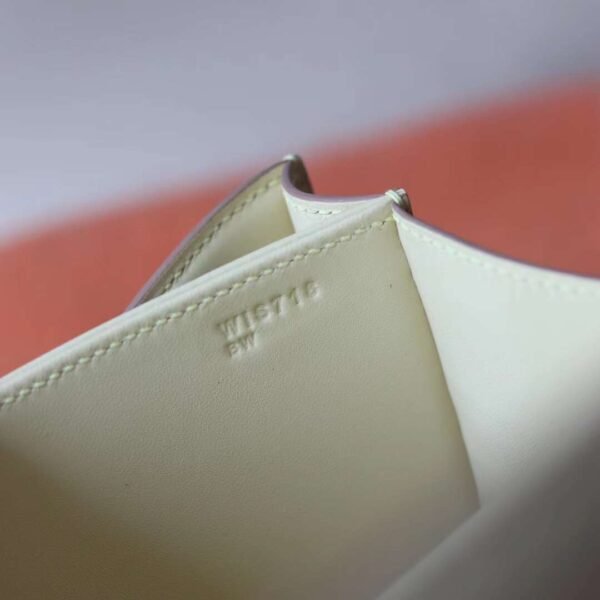 HERMES Constance 19CM Vanille Matter Crocodile Stamp W GHW