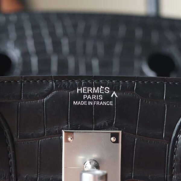 HERMES Birkin 30CM CK89 Noir Matter Crocodile Stamp U Silver Hardware