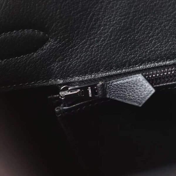 HERMES Birkin 30CM CK89 Noir Matter Crocodile Stamp U Silver Hardware
