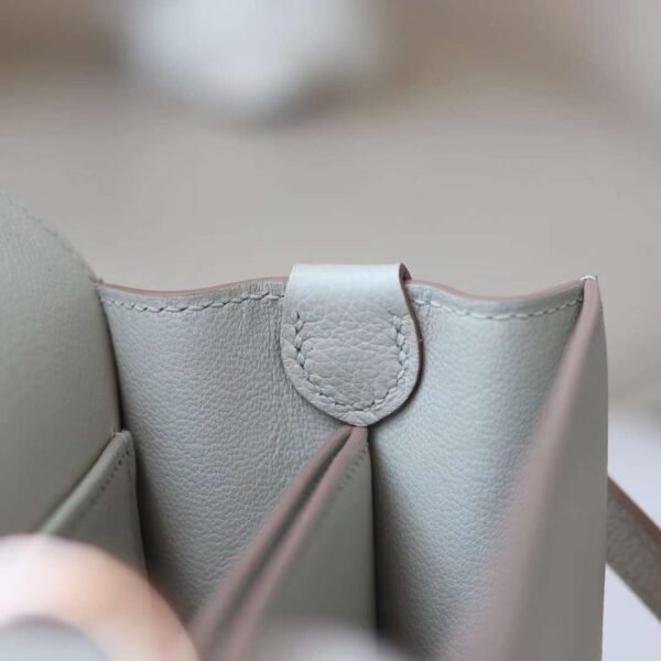 HERMES Roulis 19CM Evercolor Leather 8L Beton Rose Gold Hardware