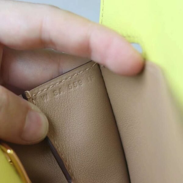 HERMES Halzan 25CM Swift 0M Chai/9R Lime Gold Hardware