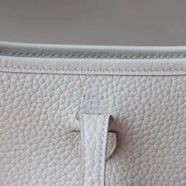 HERMES Mini Evelyn TC Leather 10 Craie Silver Hardware
