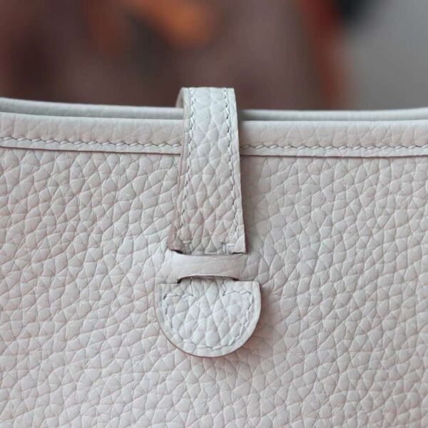 HERMES Mini Evelyn TC Leather 10 Craie Silver Hardware