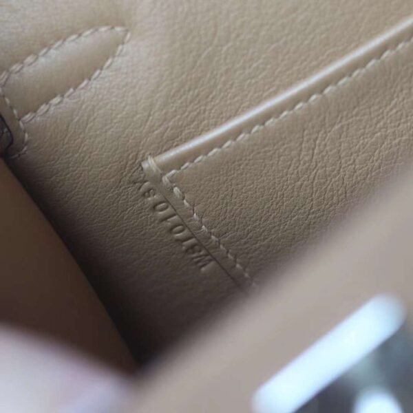 HERMES Kelly Pochette 22CM Bag Swift Leather 0M Chain PHW Hardware
