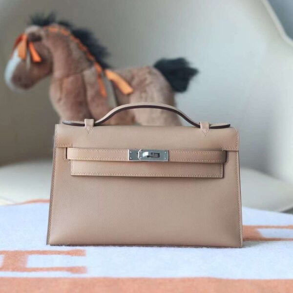 HERMES Kelly Pochette 22CM Bag Swift Leather 0M Chain PHW Hardware