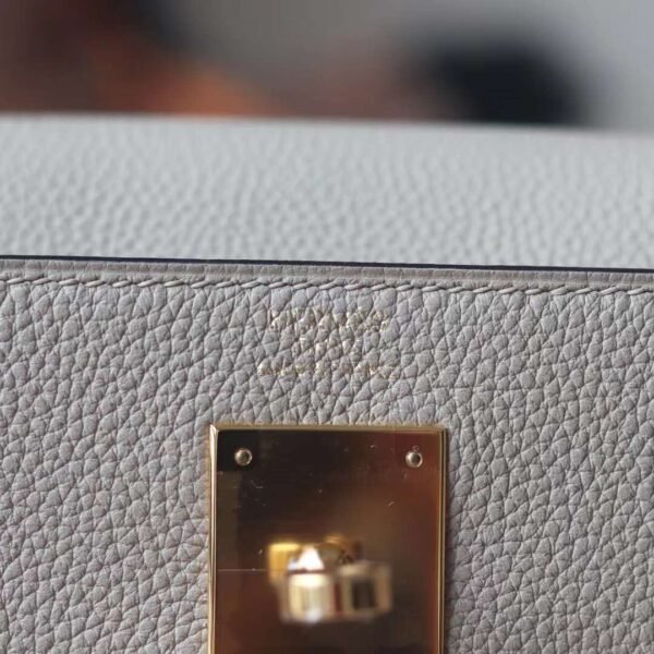 HERMES Kelly 28CM Togo Leather 81 Gris Tourterelle Lnseam GHW Hardware